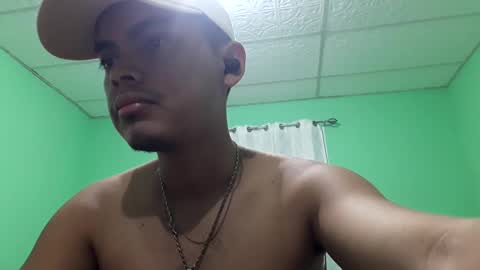 Snapshot of maserati120 chatting on 02-17-25, 01:47 Max online show from 02-17-25, 01:47