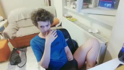 Snapshot of mash_potatoes_are_good chatting on 07-06-26, 02:08 mash_potatoes_are_good online show from 07-06-26, 02:08