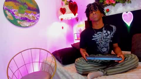 Snapshot of mashall_lee chatting on 02-19-26, 07:21 MARSHALL LEE online show from 02-19-26, 07:21