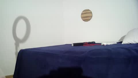 masked_shy_girl online show from 10-01-25, 03:40