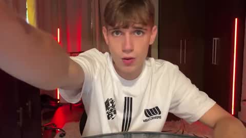 Mason online show from 03-09-26, 04:22