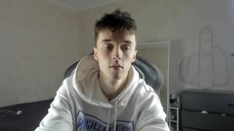 Snapshot of mason_warhol chatting on 09-28-25, 02:28 Mason online show from 09-28-25, 02:28