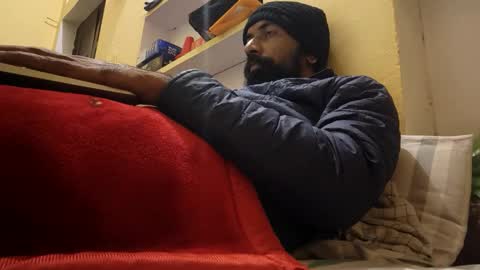 Mass online show from 12-02-25, 04:24