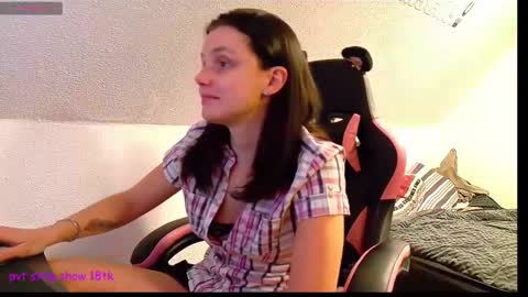 Snapshot of massageofyourlife chatting on 02-21-25, 08:05 Queeny Kathy Online at 2030 MEZ Sunday Wednesday online show from 02-21-25, 08:05