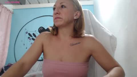 Snapshot of massielferretis chatting on 10-02-25, 11:56 massiel ferreti online show from 10-02-25, 11:56