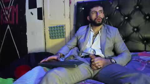 Snapshot of massimo365days69 chatting on 03-13-26, 04:52 massimo365days69 online show from 03-13-26, 04:52