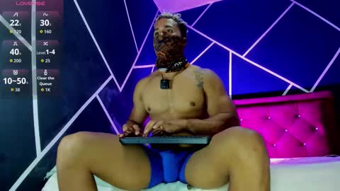 Snapshot of massimo_cruz chatting on 11-21-25, 12:59 massimo_cruz online show from 11-21-25, 12:59