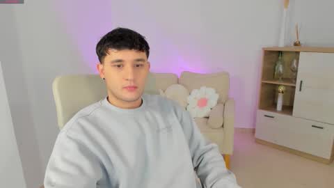 Snapshot of massimo_fiore chatting on 02-10-26, 09:08 Massimo online show from 02-10-26, 09:08