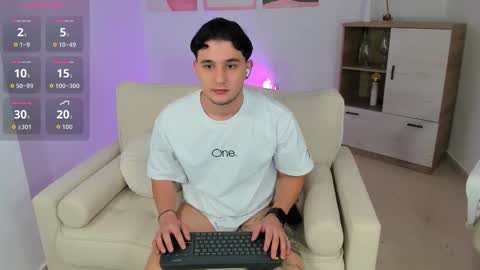 Snapshot of massimo_fiore chatting on 02-14-26, 07:10 Massimo online show from 02-14-26, 07:10