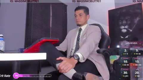 Snapshot of massimo_g chatting on 12-19-24, 03:30 I am Massimo online show from 12-19-24, 03:30