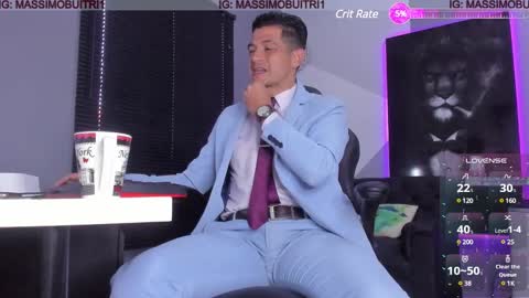 Snapshot of massimo_g chatting on 01-02-25, 12:46 I am Massimo online show from 01-02-25, 12:46
