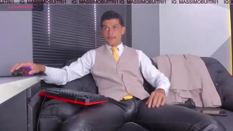 I am Massimo online show from 04-29-26, 02:32