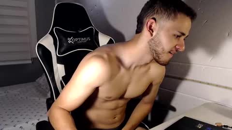 Snapshot of massimo_jiovano chatting on 12-22-24, 02:49 massimo online show from 12-22-24, 02:49