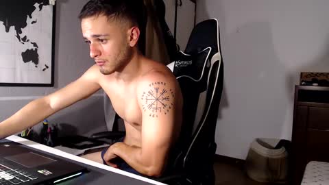 Snapshot of massimo_jiovano chatting on 09-13-25, 11:15 massimo online show from 09-13-25, 11:15