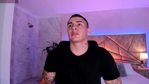 Snapshot of massimocontie_ chatting on 12-06-24, 03:55 Massimo Contie online show from 12-06-24, 03:55