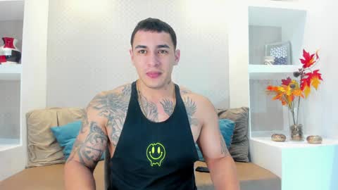 Snapshot of massimocontie_ chatting on 01-04-25, 12:05 Massimo Contie online show from 01-04-25, 12:05