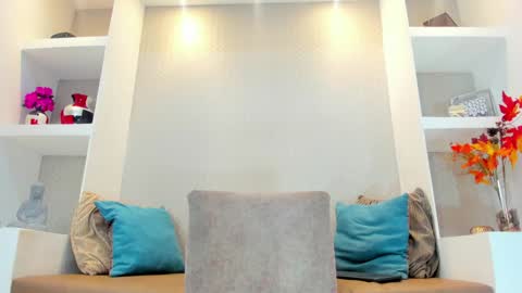 Snapshot of massimocontie_ chatting on 01-11-25, 03:42 Massimo Contie online show from 01-11-25, 03:42