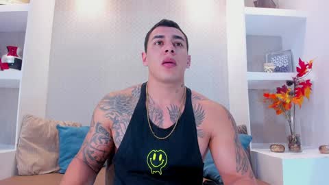 Snapshot of massimocontie_ chatting on 01-13-25, 12:56 Massimo Contie online show from 01-13-25, 12:56