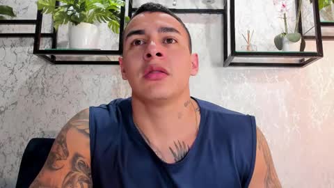 Snapshot of massimocontie_ chatting on 03-07-25, 11:40 Massimo Contie online show from 03-07-25, 11:40