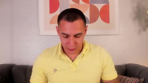 Snapshot of massimocontie_ chatting on 09-15-25, 10:32 Massimo Contie online show from 09-15-25, 10:32