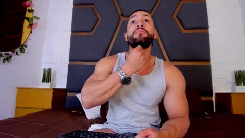 Massimo online show from 12-03-25, 03:25