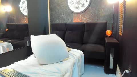 massimowalton2 online show from 01-25-25, 03:30