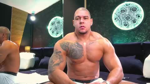 massimowalton2 online show from 09-28-25, 03:39