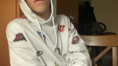 massiverob99 online show from 04-17-26, 04:21