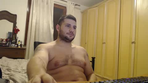 Snapshot of massu1994 chatting on 01-24-25, 12:31 Massu94 online show from 01-24-25, 12:31