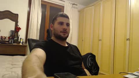 Snapshot of massu1994 chatting on 01-24-25, 05:32 Massu94 online show from 01-24-25, 05:32