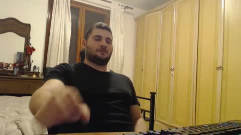 Snapshot of massu1994 chatting on 01-25-25, 12:27 Massu94 online show from 01-25-25, 12:27