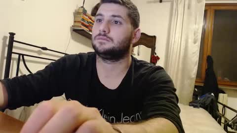 Snapshot of massu1994 chatting on 02-01-25, 05:37 Massu94 online show from 02-01-25, 05:37