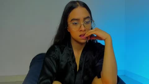 Kamila online show from 04-27-26, 02:31