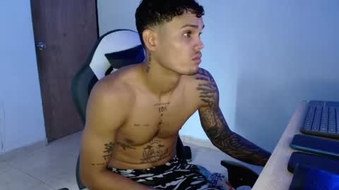 master_black777 online show from 04-23-26, 01:35