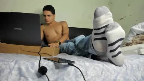 Snapshot of master_dominant_777 chatting on 09-19-25, 12:17 master_dominant_777 online show from 09-19-25, 12:17