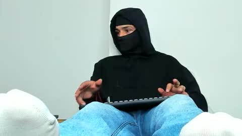 Snapshot of master_dominant_777 chatting on 03-03-26, 06:36 master_dominant_777 online show from 03-03-26, 06:36