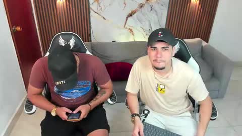 Snapshot of master_javi chatting on 09-14-25, 05:06 master_javi online show from 09-14-25, 05:06