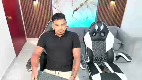 Snapshot of master_javi chatting on 09-17-25, 04:58 master_javi online show from 09-17-25, 04:58