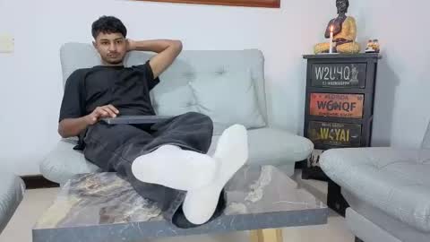 masterblack6666 online show from 04-08-26, 01:49