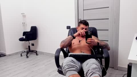 masterchris12 online show from 12-04-24, 11:46