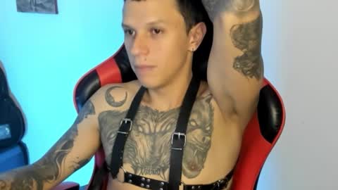 Snapshot of masterdave7 chatting on 02-10-26, 10:47 Dave online show from 02-10-26, 10:47