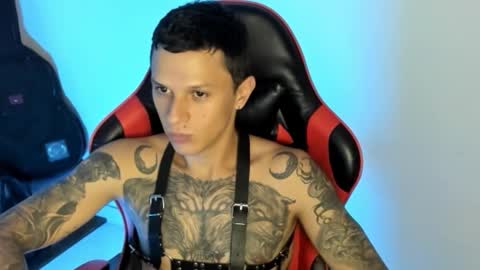 Snapshot of masterdave7 chatting on 02-12-26, 01:22 Dave online show from 02-12-26, 01:22