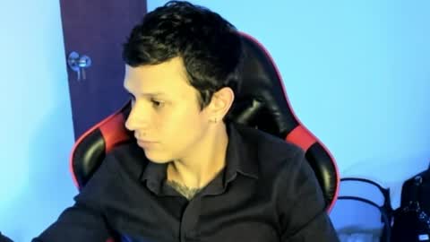 Snapshot of masterdave7 chatting on 04-01-26, 11:35 Dave online show from 04-01-26, 11:35