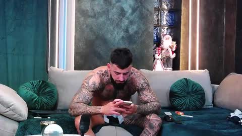 Snapshot of masterkingofmuscle chatting on 12-02-24, 12:51 masterkingofmuscle online show from 12-02-24, 12:51