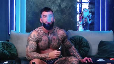 Snapshot of masterkingofmuscle chatting on 12-11-24, 12:44 masterkingofmuscle online show from 12-11-24, 12:44