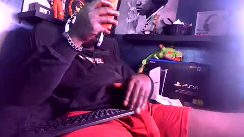 Snapshot of mastermarvel22 chatting on 02-21-26, 02:56 BlackMarvel online show from 02-21-26, 02:56