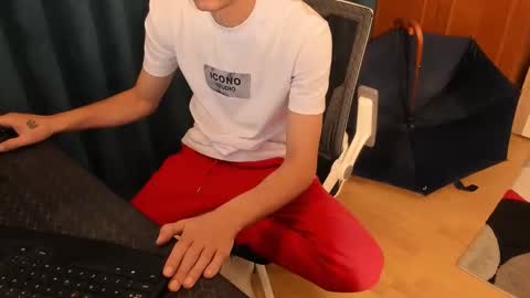 Silly Rabbit  online show from 02-04-26, 06:25