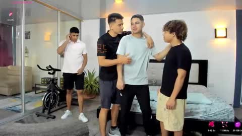 Snapshot of masters_sexx chatting on 09-13-25, 11:21 Team Cris Darwin- Fernando- Stiven- David online show from 09-13-25, 11:21