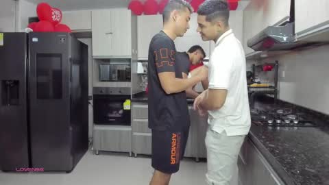 Snapshot of masters_sexx chatting on 09-22-25, 11:23 Team Cris Darwin- Fernando- Stiven- David online show from 09-22-25, 11:23