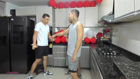 Snapshot of masters_sexx chatting on 09-23-25, 11:13 Team Cris Darwin- Fernando- Stiven- David online show from 09-23-25, 11:13